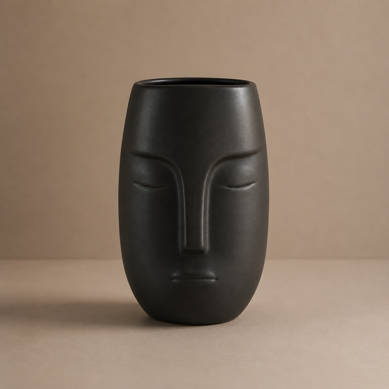 Viggo Vase